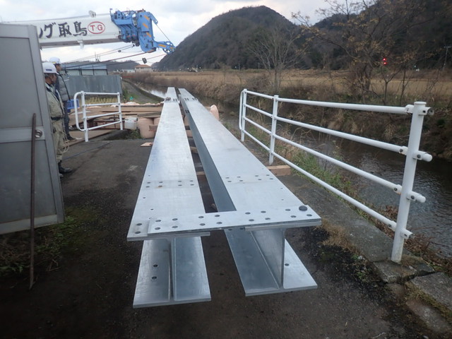 仮置き・組立作業