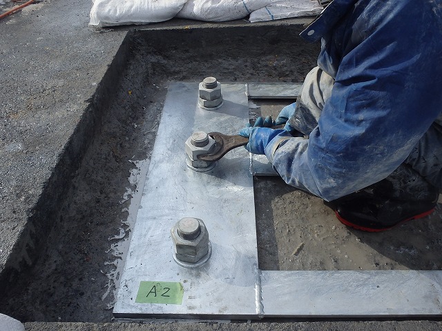 ボルト締め付け