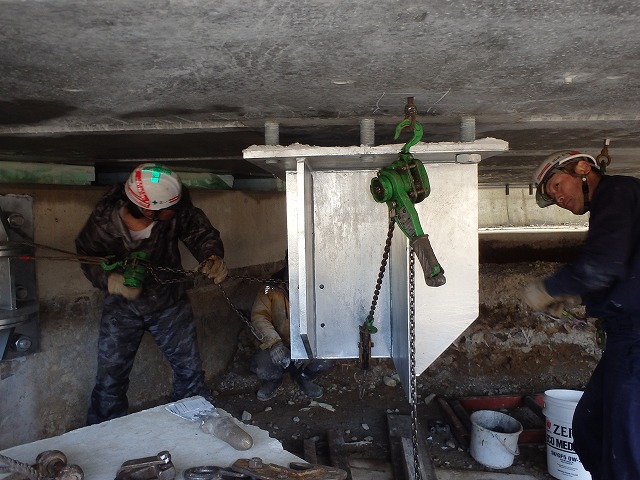 上面（桁）部材　設置