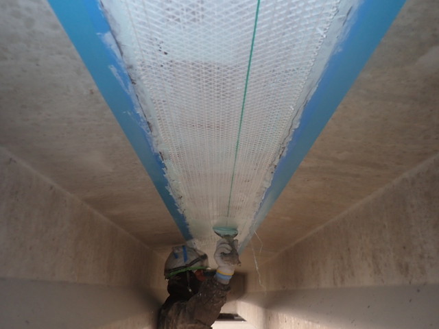 シート押さえ付け