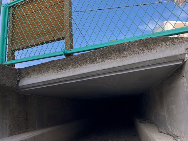 床版水切り設置